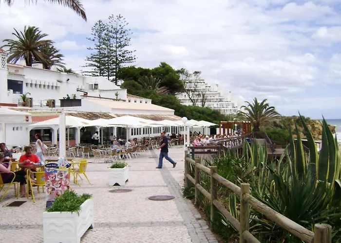 公寓 A Dois Passos Da *